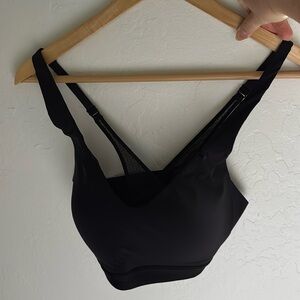 Lululemon shaped everyday bra